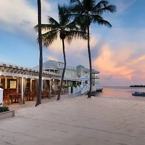 4* Курортный комплекс Pier House &